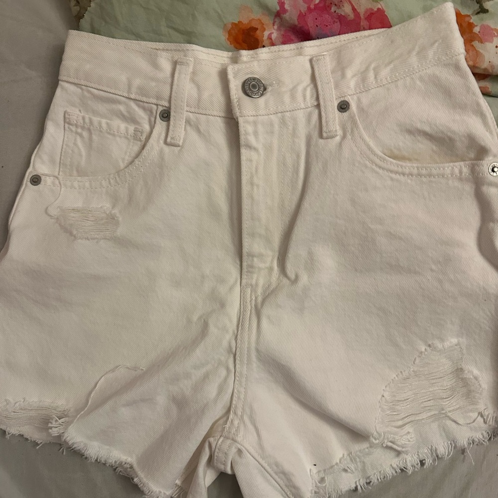 Levi jean shorts